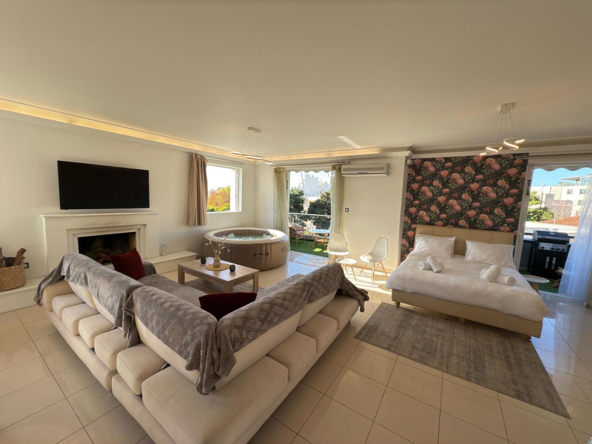 Sunny Home Private Jacuzzi Hydromassage Acropolis & Lycabettus Far View Parking 300M Metro Peristeri Atene Esterno foto