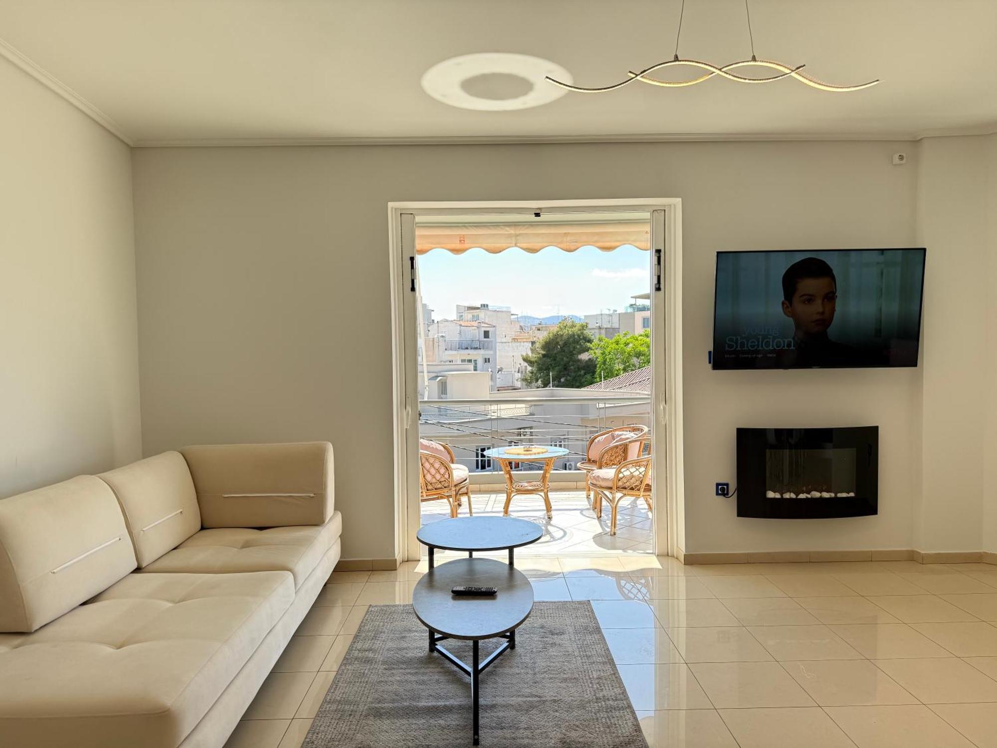 Sunny Home Private Jacuzzi Hydromassage Acropolis & Lycabettus Far View Parking 300M Metro Peristeri Atene Esterno foto