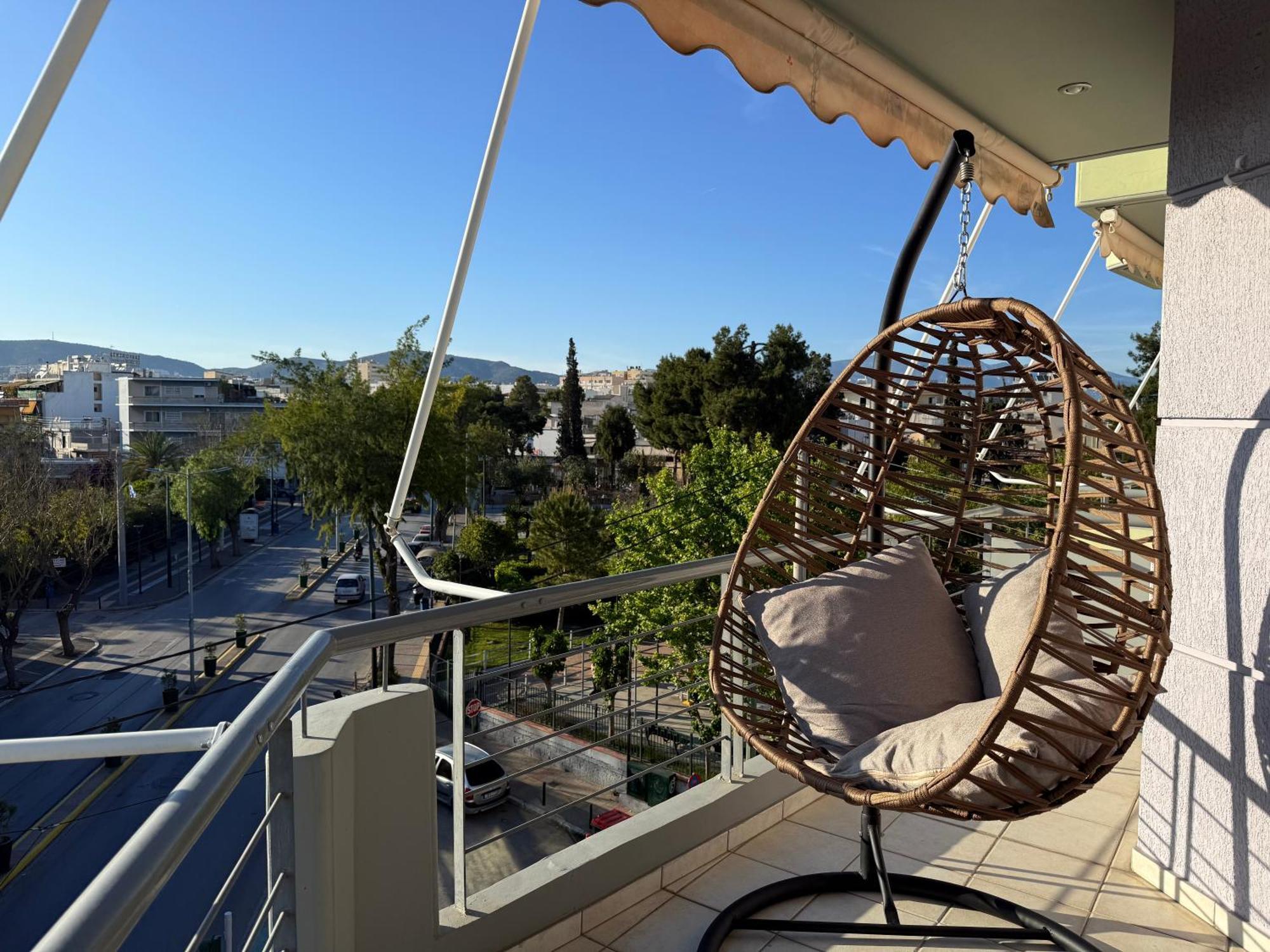 Sunny Home Private Jacuzzi Hydromassage Acropolis & Lycabettus Far View Parking 300M Metro Peristeri Atene Esterno foto